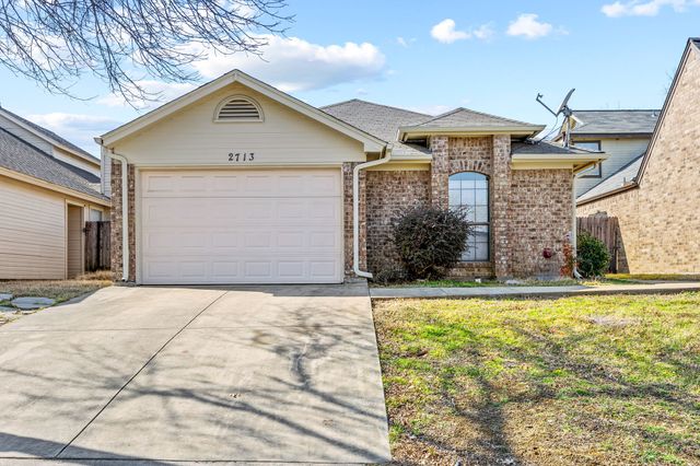 2713 Harvest Lake Drive, Irving, TX 75060