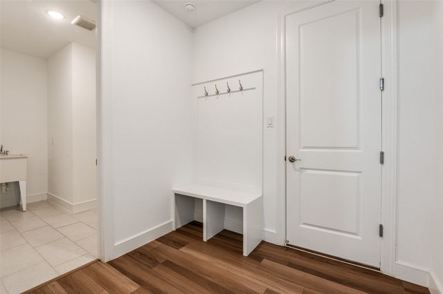 8813 Creekhollow Court, Mckinney, TX 75071