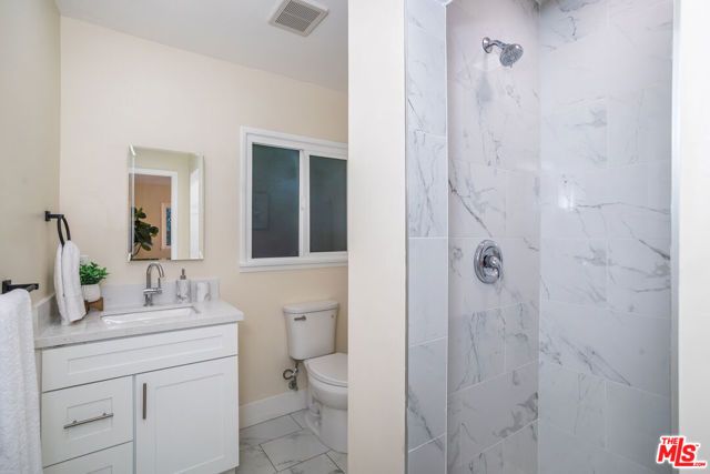 2814 Idell Street, Los Angeles, CA 90065