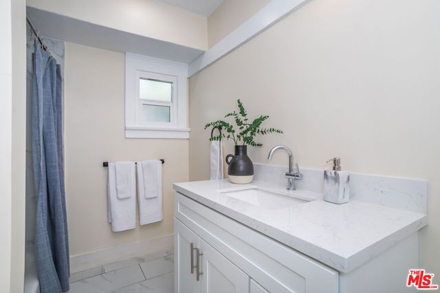 2814 Idell Street, Los Angeles, CA 90065