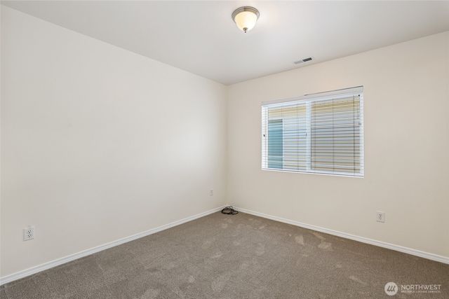 7625 Rushmore Way NE, Lacey, WA 98516