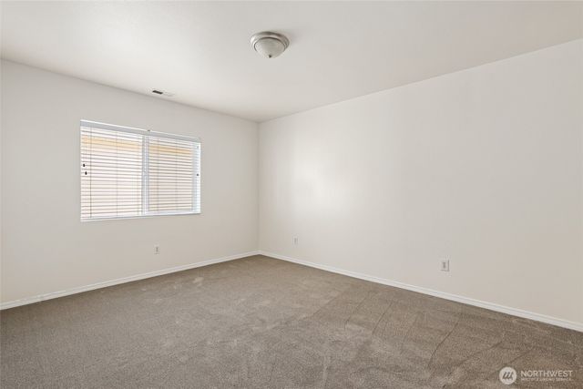 7625 Rushmore Way NE, Lacey, WA 98516
