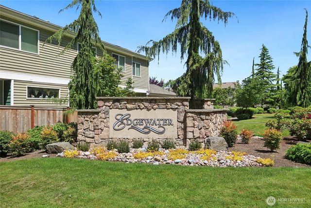 7625 Rushmore Way NE, Lacey, WA 98516