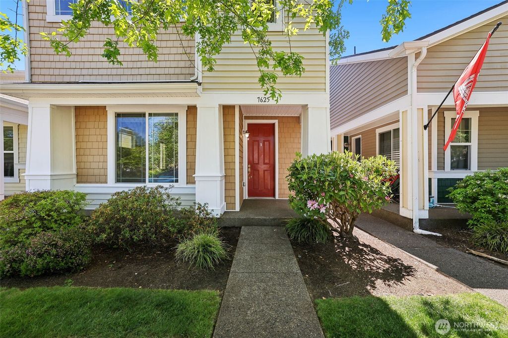 7625 Rushmore Way NE, Lacey, WA 98516