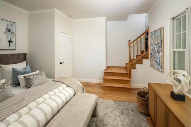 660 Palo Alto Avenue, Palo Alto, CA 94301