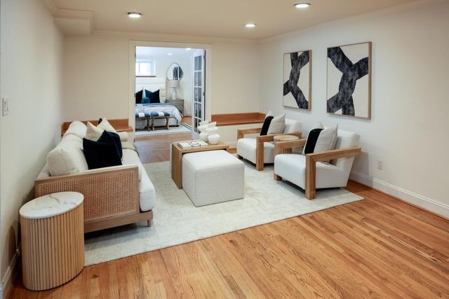 660 Palo Alto Avenue, Palo Alto, CA 94301