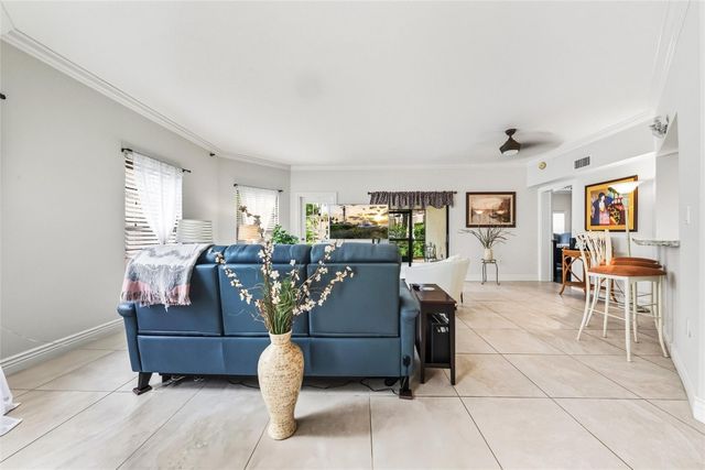 6606 Villa Sonrisa Drive 910, Boca Raton, FL 33433