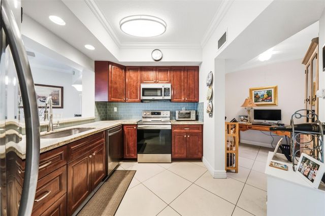 6606 Villa Sonrisa Drive 910, Boca Raton, FL 33433