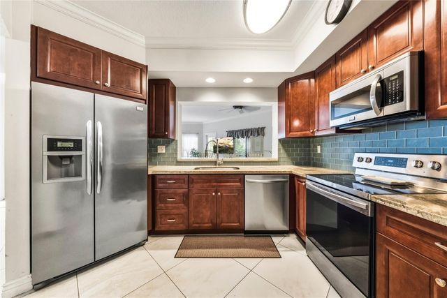 6606 Villa Sonrisa Drive 910, Boca Raton, FL 33433