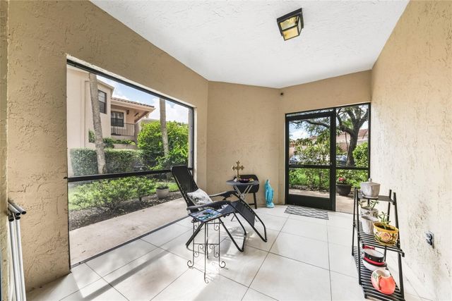 6606 Villa Sonrisa Drive 910, Boca Raton, FL 33433