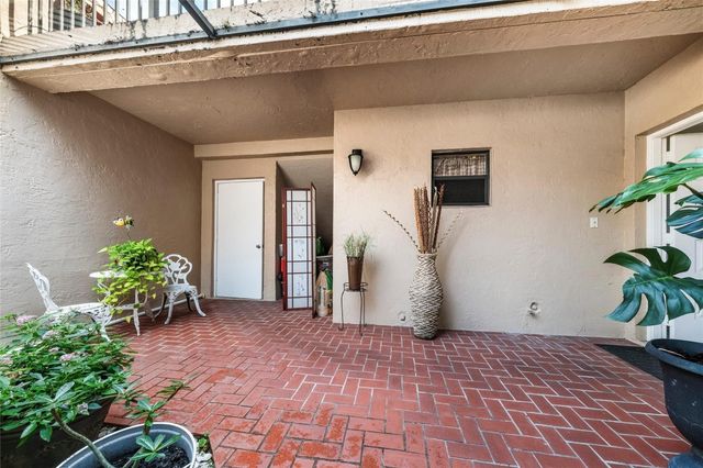 6606 Villa Sonrisa Drive 910, Boca Raton, FL 33433