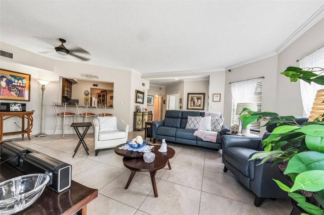 6606 Villa Sonrisa Drive 910, Boca Raton, FL 33433