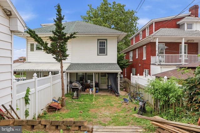 703 MARYLAND AVE, York, PA 17404