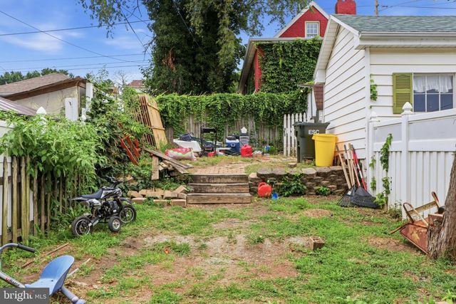 703 MARYLAND AVE, York, PA 17404