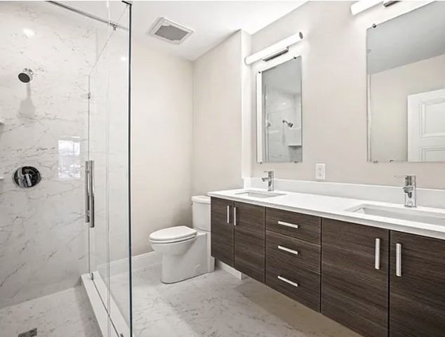 425 Lagrange St 210, Boston, MA 02132
