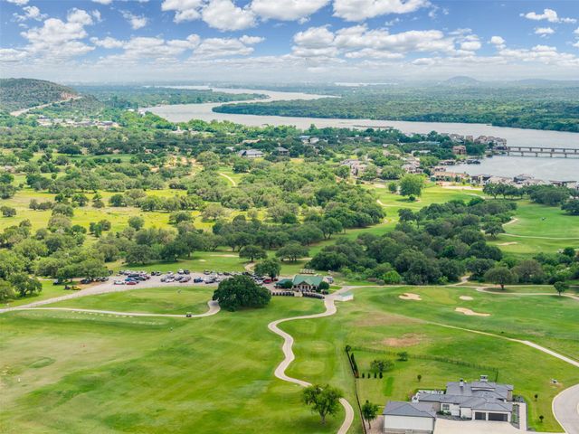9048 Sandia LOOP, Kingsland, TX 78639