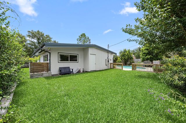 5142 W Bellfort Avenue, Houston, TX 77035