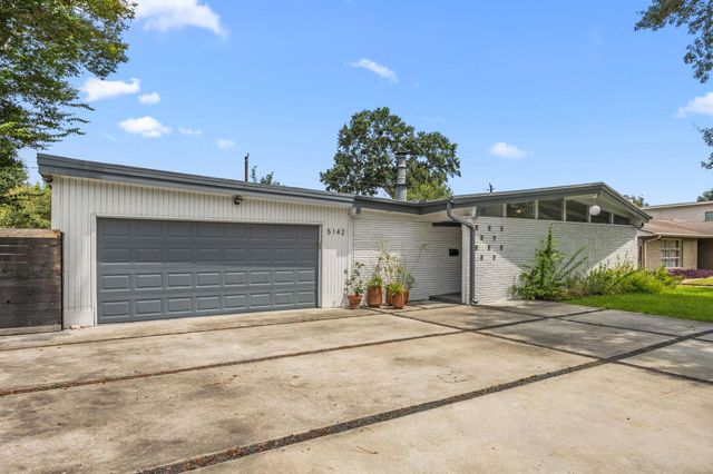 5142 W Bellfort Avenue, Houston, TX 77035