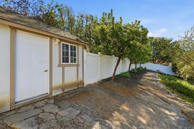 5809 Jeffries Ranch Road, Oceanside, CA 92057