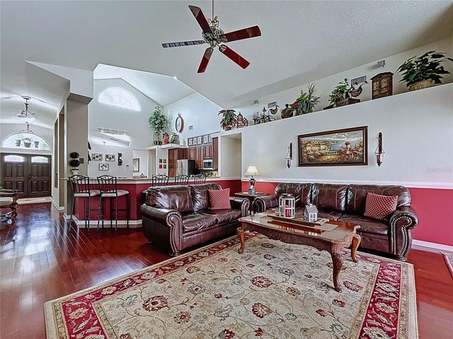 22707 LAURELDALE DRIVE, Lutz, FL 33549