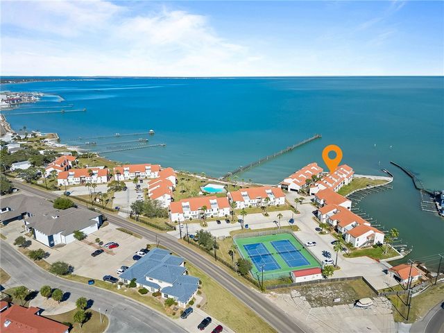 620 S Fulton Beach Rd, Rockport, TX 78382