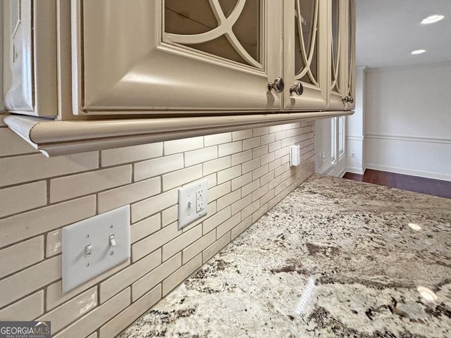 125 Mitchell Bluff, Athens, GA 30606