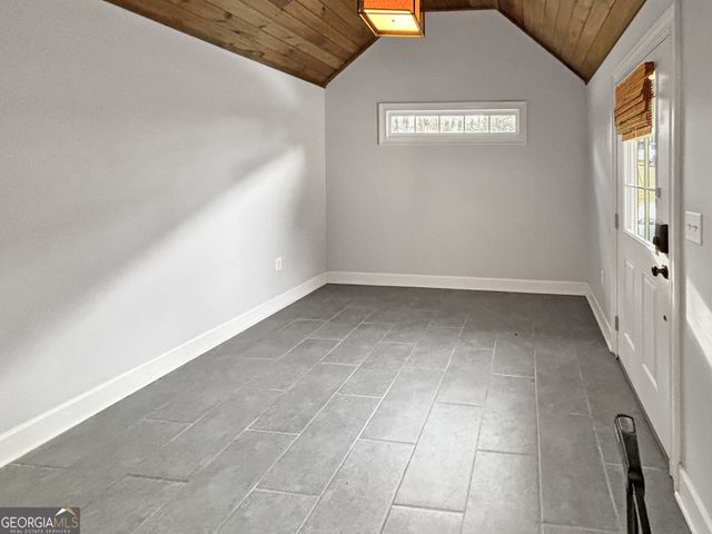 125 Mitchell Bluff, Athens, GA 30606