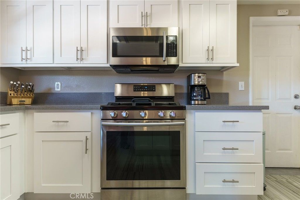 Image 13 of property listing at 58125 Bonanza, Yucca Valley, CA 92284