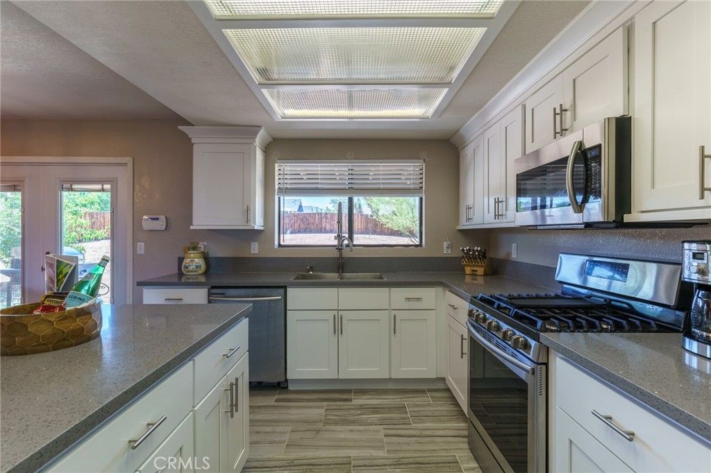 Image 14 of property listing at 58125 Bonanza, Yucca Valley, CA 92284