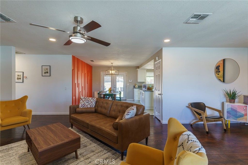Image 3 of property listing at 58125 Bonanza, Yucca Valley, CA 92284