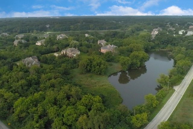 3702 Deerwood Drive, Long Grove, IL 60047