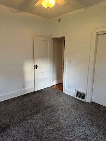 3022 22nd Avenue, Rock Island, IL 61201