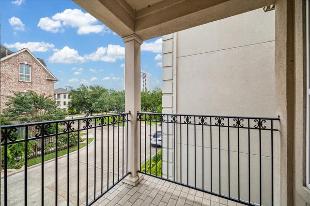 523 Archwood Trail, Houston, TX 77007