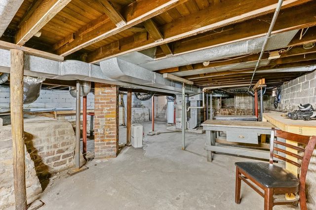 208 S Poplar Street, Urbana, IL 61802