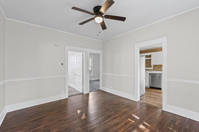 208 S Poplar Street, Urbana, IL 61802