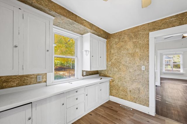 208 S Poplar Street, Urbana, IL 61802