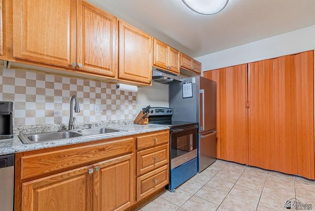 2104 S 11 Ave, Yuma, AZ 85364