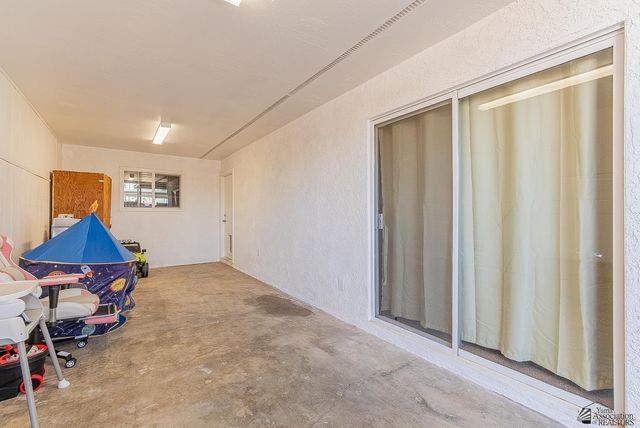 2104 S 11 Ave, Yuma, AZ 85364