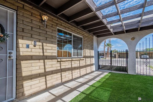 2104 S 11 Ave, Yuma, AZ 85364