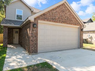 204 Robbins Street, Cleburne, TX 76031