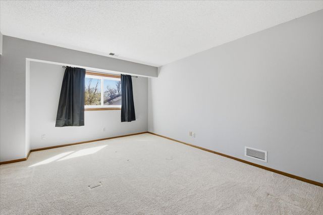 1260 Virginia Street, Saint Paul, MN 55117