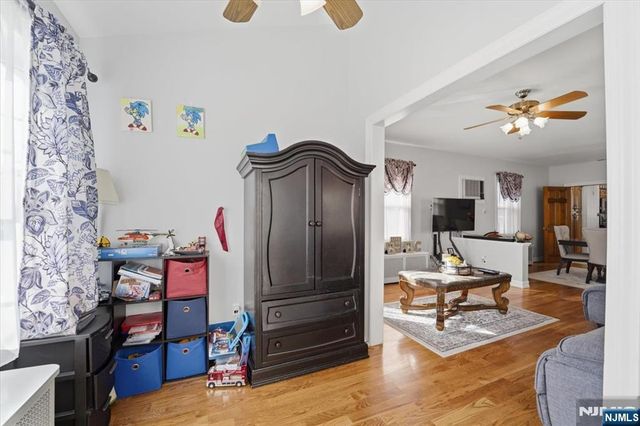 13 Butler Place, Kearny, NJ 07032