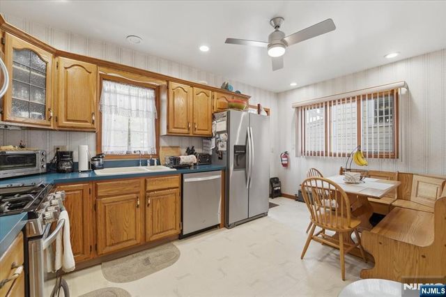 13 Butler Place, Kearny, NJ 07032