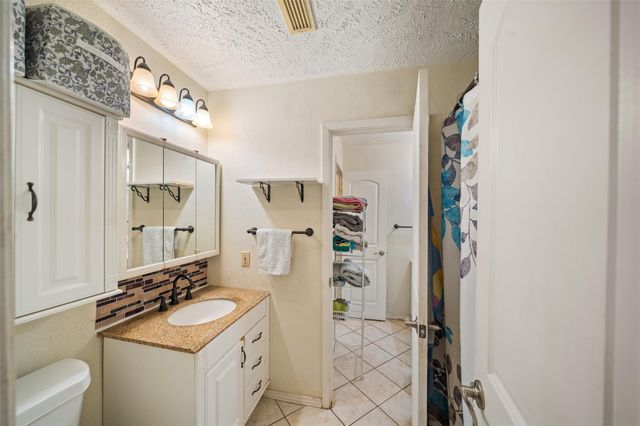 12114 Westwold Drive, Tomball, TX 77377