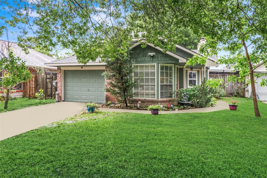 12114 Westwold Drive, Tomball, TX 77377
