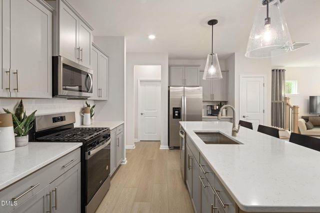 1613 Everton Avenue, Durham, NC 27703