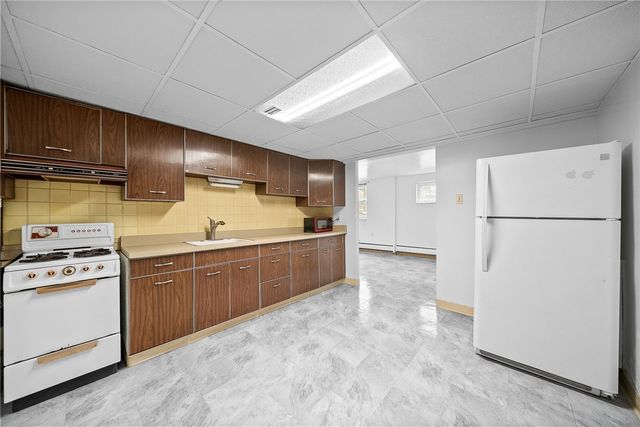 1353 Bower Hill Rd, Scott Twp, PA 15017