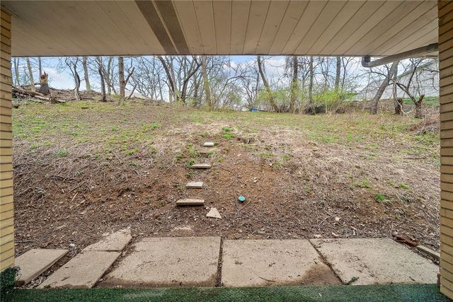 1353 Bower Hill Rd, Scott Twp, PA 15017