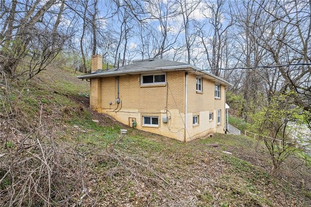1353 Bower Hill Rd, Scott Twp, PA 15017