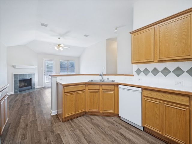 11916 Hickory Circle, Fort Worth, TX 76244
